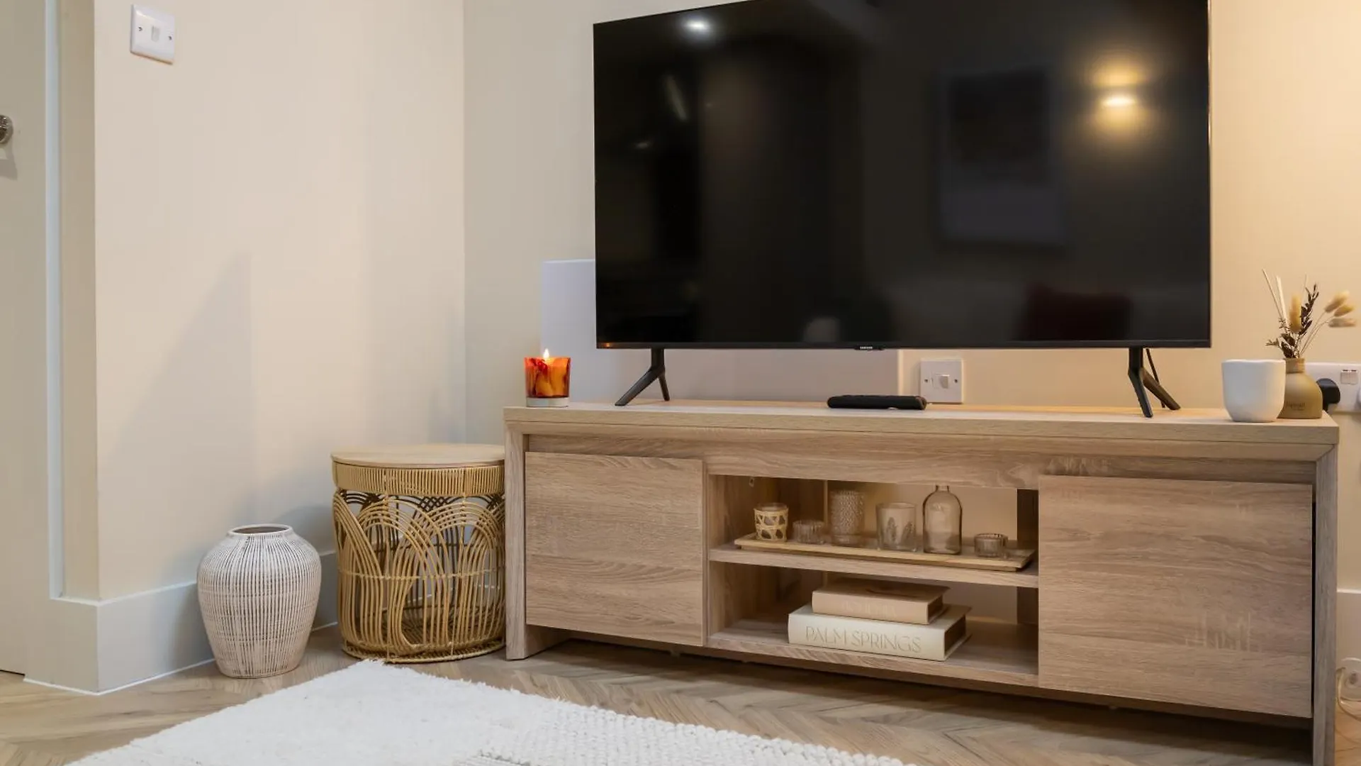 Timber Haven - Leeds City Centre 0*, Leeds (West Yorkshire) United Kingdom